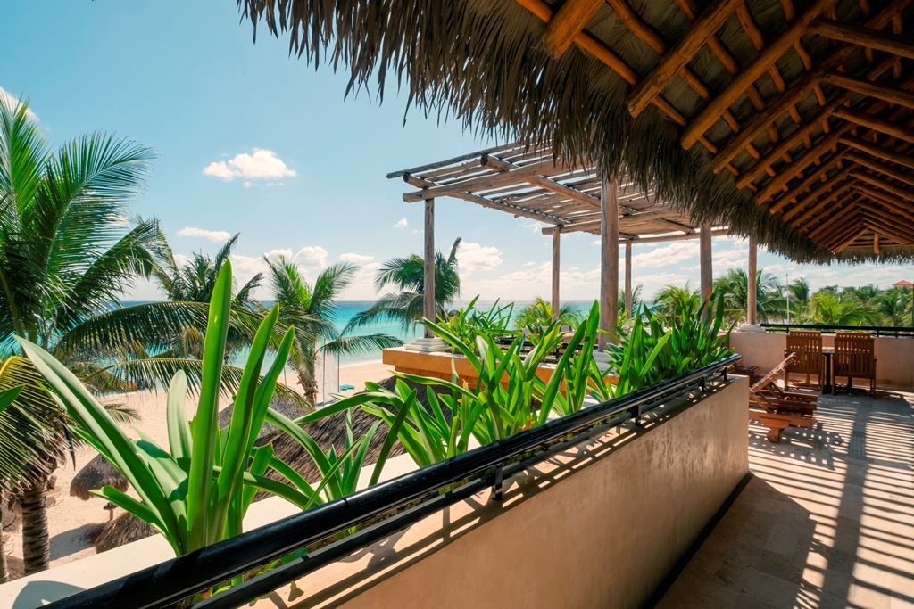 rooms-two-bedroom-penthouse-suite-ocean-front