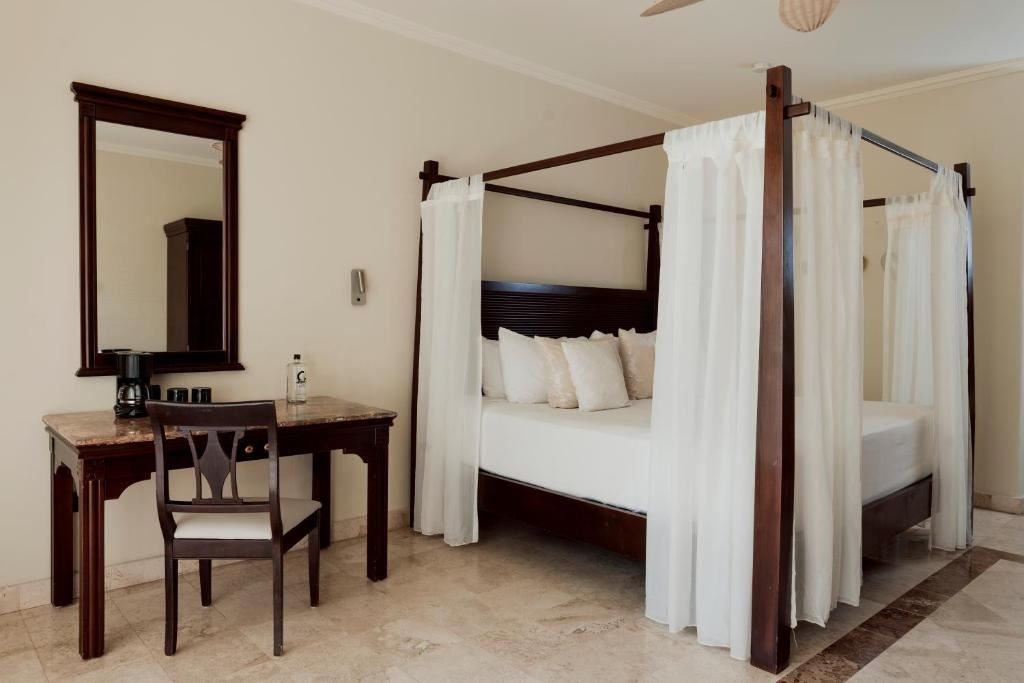 rooms-privileged-romance-room