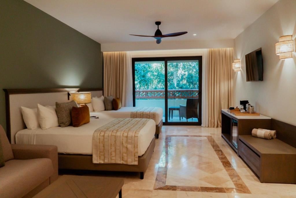 rooms-junior-suite-room