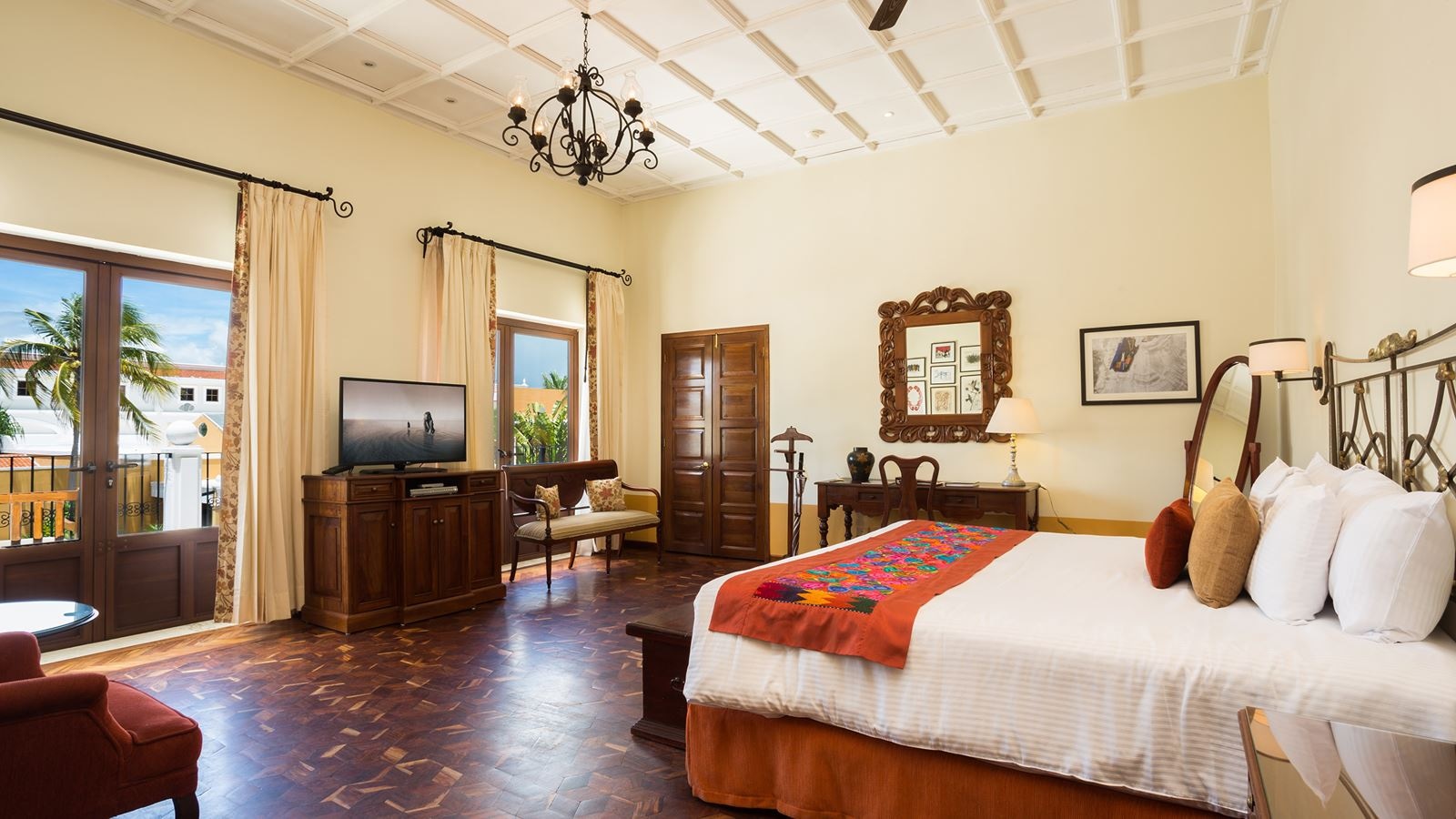 rooms-preferred-club-hacienda-suite